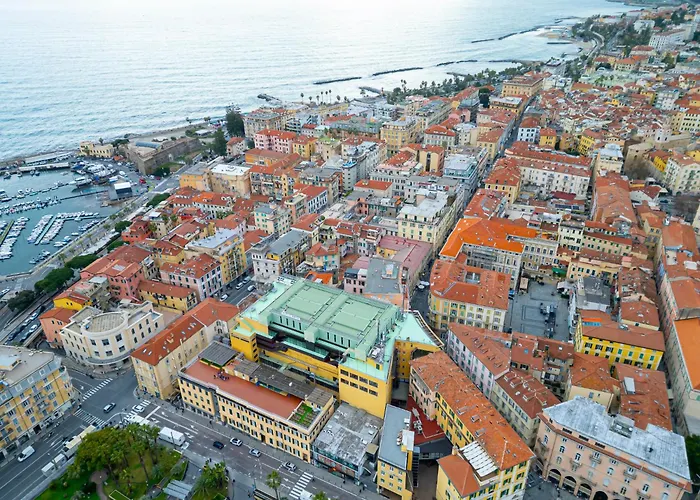 Casa Margot Affianco Teatro Ariston Appartement